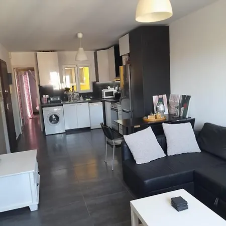 Bright top floor apartment! Zakynthos Buitenkant foto