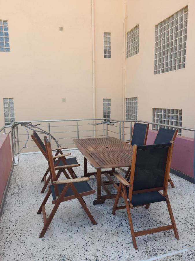 Apartament Bright Floor Apartment!